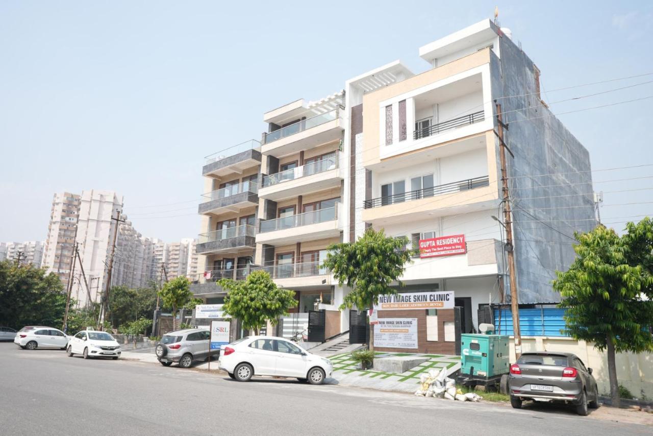 Gupta Residency Near Ajnara Heritage Noida Ngoại thất bức ảnh