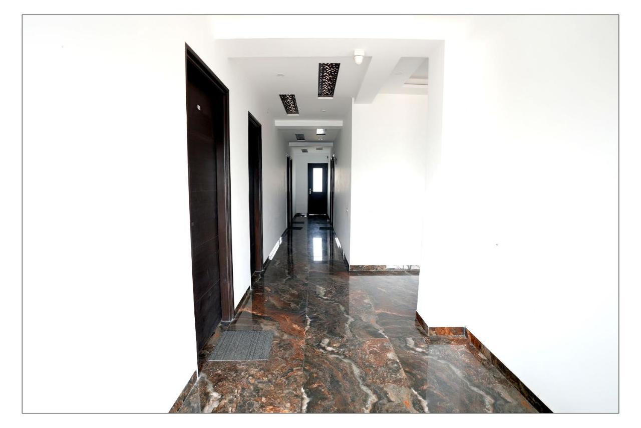Gupta Residency Near Ajnara Heritage Noida Ngoại thất bức ảnh
